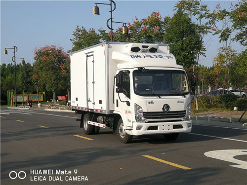 陜汽輕卡徳龍K3000國六濰柴130馬力冷藏車符合國家新規(guī)，現(xiàn)車多多，藍牌車的首選