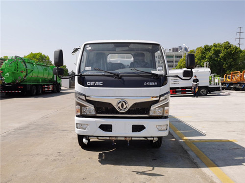 國六東風(fēng)福瑞卡F6 5噸國六灑水車,5方國六灑水車