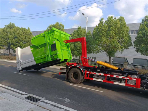 東風?天錦勾臂垃圾車