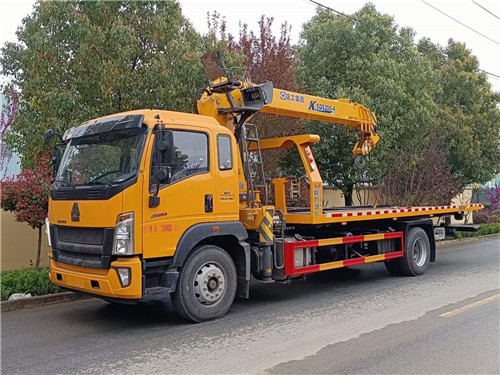 國六重汽豪沃G5X56帶吊清障車 (1).jpg