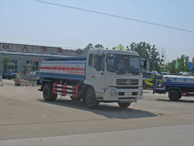 東風(fēng)天錦8-10噸運(yùn)油車(chē)