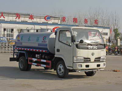 5方灑水車