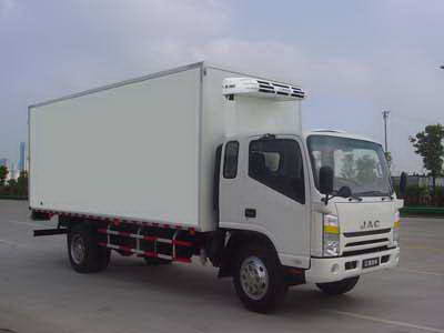 廂長(zhǎng)4.9米JAC冷藏車