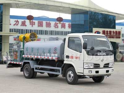 國四東風(fēng)銳鈴綠化噴藥車，打藥車